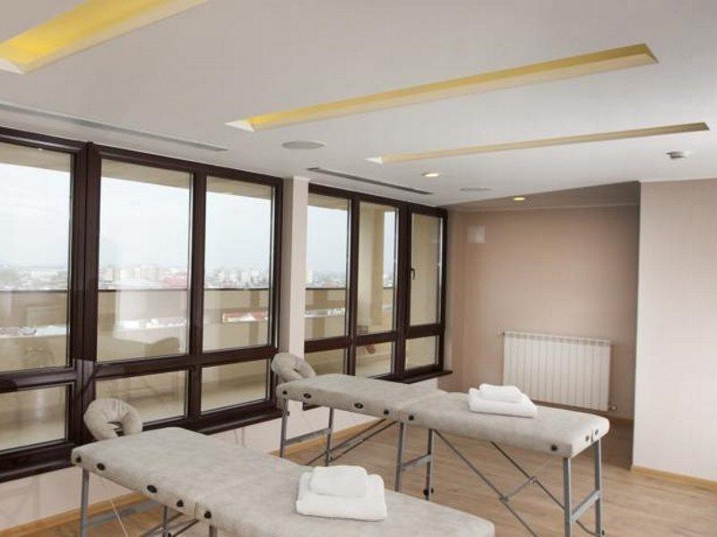 Hotel Pietroasa 4*